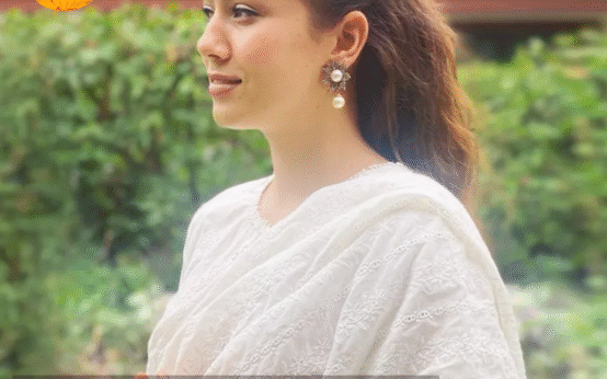 Mira Rajput wore an off-white embroidered kurta set that served summer fashion goals.
