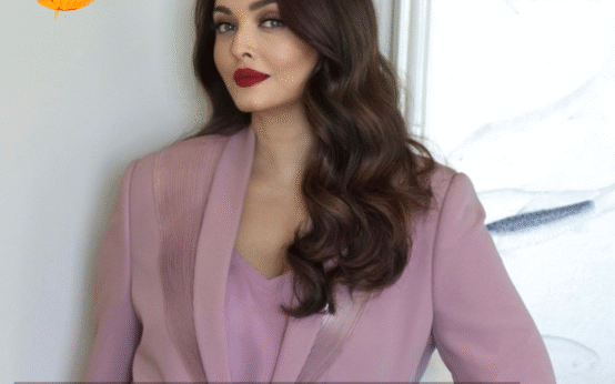 The actress wore a stunning lavender suit, which has impressed netizens on social media.