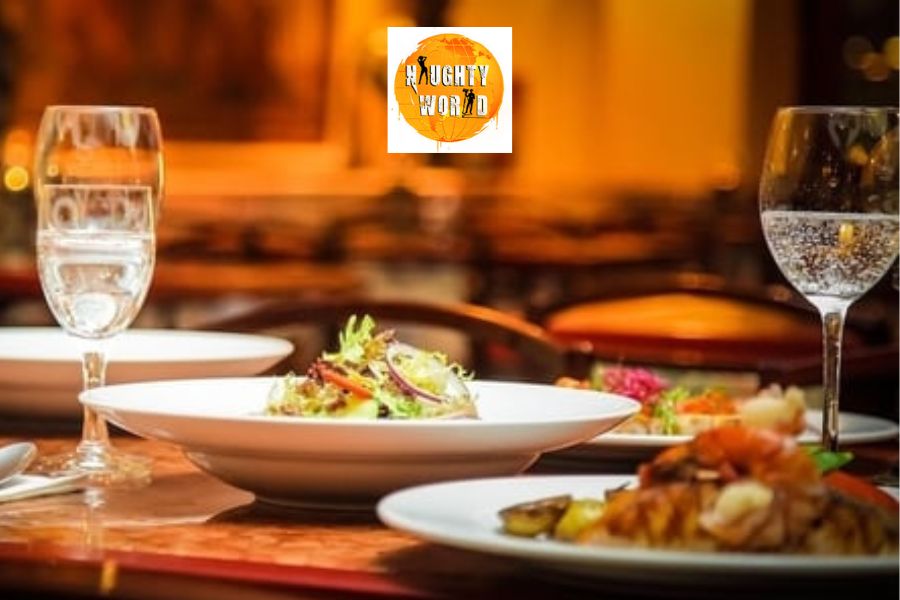 Delhi HC slams eateries on service fee charged on food bills