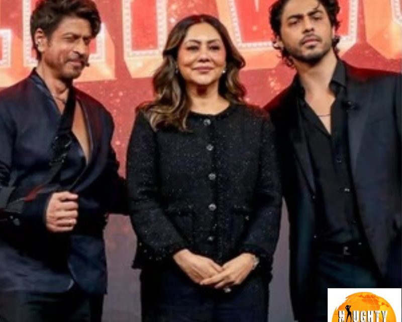 Shah Rukh Khan, Gauri, Aryan and Suhana make a bold statement in black outfits