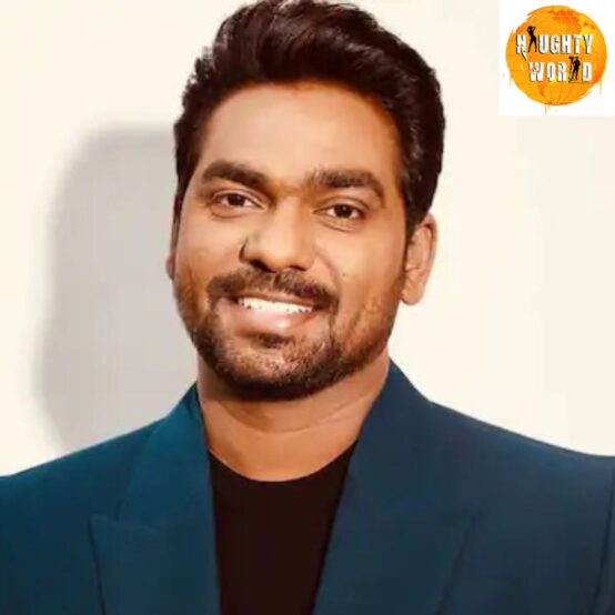 Wearing a Manish Malhotra creation, comedian Zakir Khan looks dapper