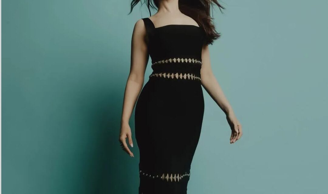 Tamannaah Bhatia makes heads turn in a Hervé Léger fringe couture