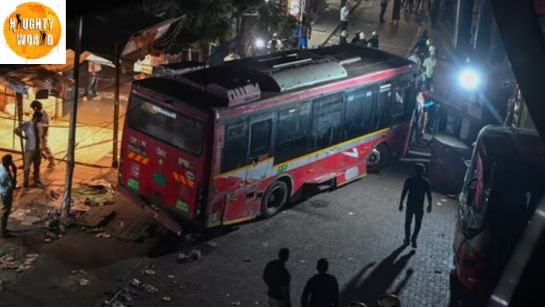 Mumbai BEST bus accident: CCTV footage shows people panicking and rushing