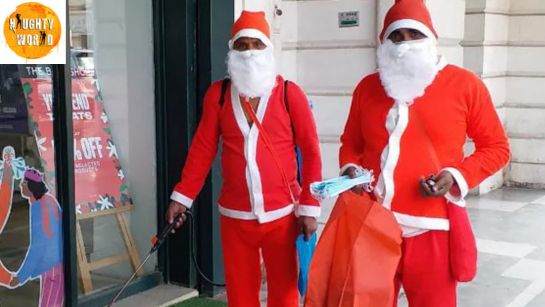 Trending: Santa Claus at a Delhi Metro Station was seen wearing an oxygen mask
