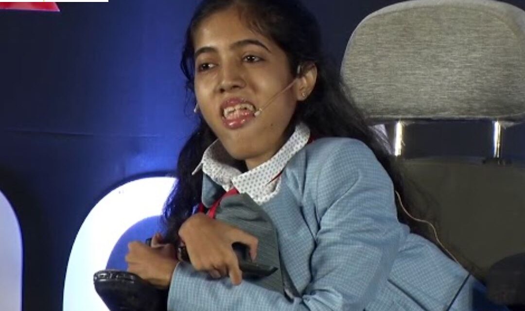 Trending: Internet in tears watching how a specially-abled girl smiles as her friends play