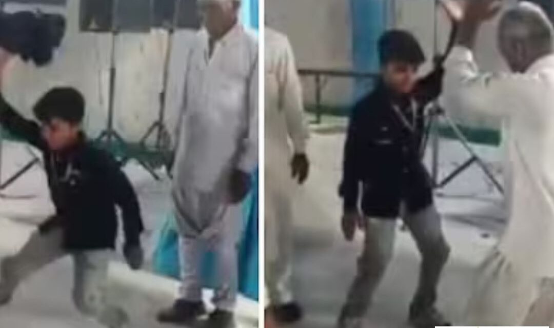 Trending: Grandfather teaches his grandson Gujarati folk dance; video shared by Anand Mahindra