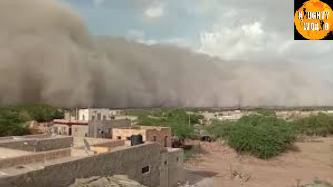 Massive Sandstorm takes over the city of Jaisalmer