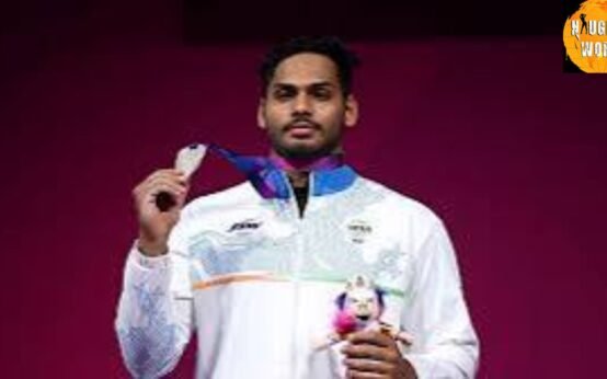 Like father, like son Valluri Ajaya Babu shines with CWG silver.