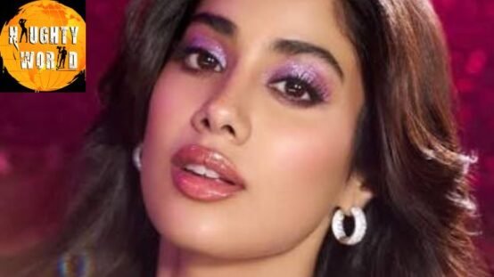 Learn a quick, beautiful makeup method from Janhvi Kapoor.