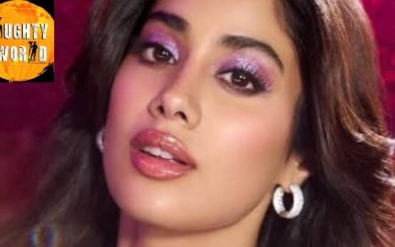Learn a quick, beautiful makeup method from Janhvi Kapoor.